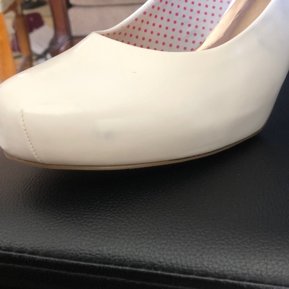 Madden Girl Shoes Madden Girl White Heels Size 1 Poshmark